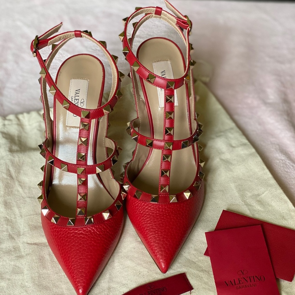 Valentino Rockstud heels - Picture 2 of 6